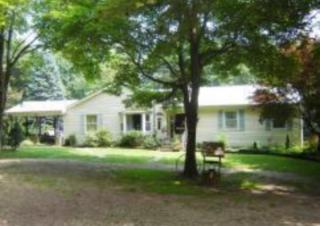 105 Hidden Hollow Ln, Califon, NJ 07830-4131