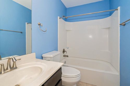 10460 Winding Passage Way, Fort Worth TX  76131-3986 exterior