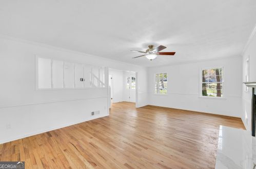 543 Charing Cross Dr, Marietta GA  30066-2556 exterior