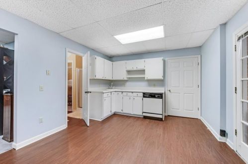 2976 Four Oaks Dr, Atlanta GA  30360-1752 exterior