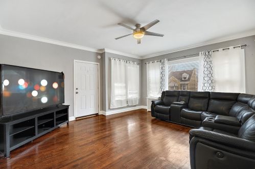 2912 Oak Park Ave, Chicago, IL 60634-4837