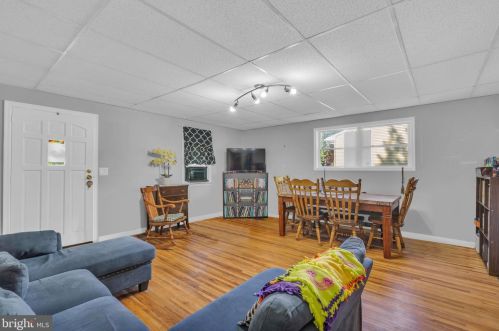 134 Phillips Ave, Browns Mills, NJ 08015-1963
