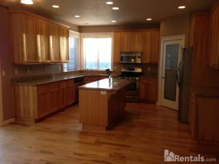 1964 Arroyo Ridge Dr, Albany OR  97321-1077 exterior