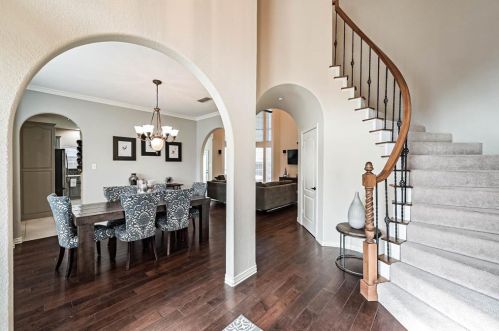 10512 Stonehill Dr, Fort Worth TX  76126-4547 exterior