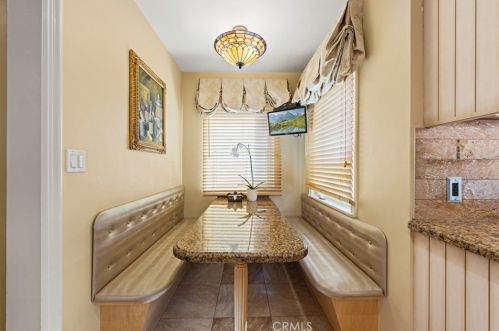 1215 Cordova Ave, Glendale CA  91207-1734 exterior