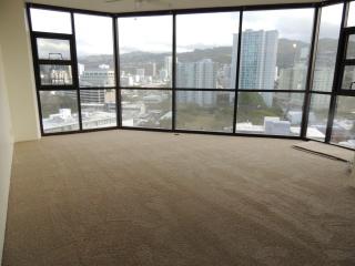 930 Kaheka St, Honolulu HI  96814-2454 exterior