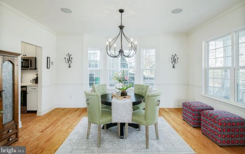 304 Lakeview Ave, Haddonfield NJ 08033-1609 exterior