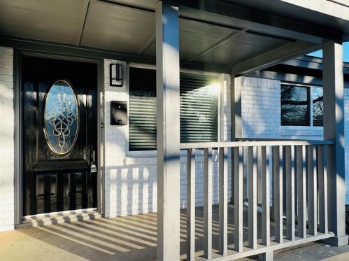 2716 Cedar Park Blvd, Fort Worth TX  76118-6733 exterior