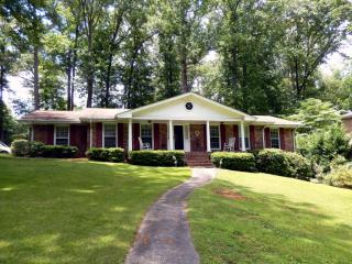 2482 Overlook Way, Atlanta, GA 30345-2026