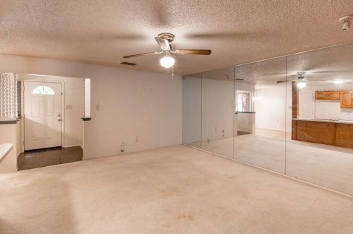 1808 Lake Shore Ct, Fort Worth TX  76103-1512 exterior