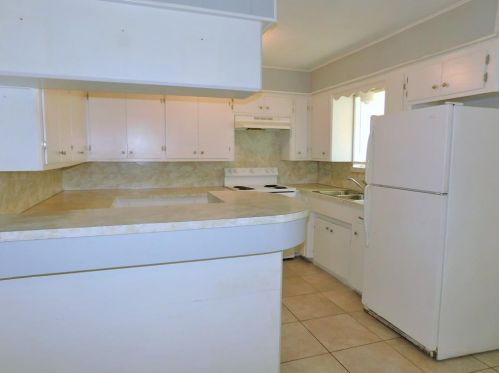 2213 Thompson St, Conroe TX  77303-1727 exterior