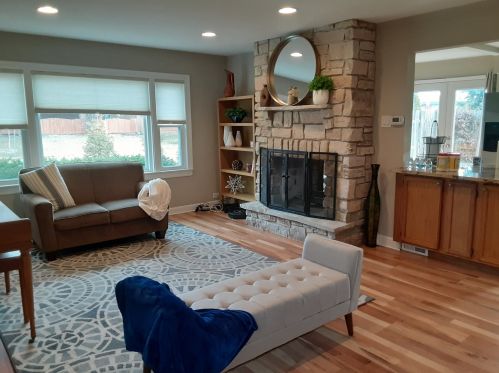 4531 Larch Ave, Glenview, IL 60025-1454