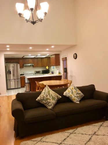 1211 Crescent Ter, Sunnyvale CA  94087-2855 exterior
