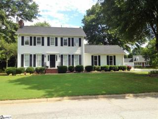 3 Legrae Ct, Taylors, SC 29687-4156