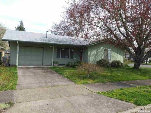 825 Walnut St, Albany, OR 97321-2439
