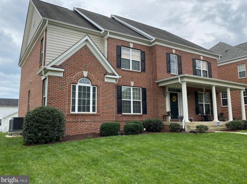 2193 Port Potomac Ave, Woodbridge, VA 22191-3090