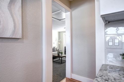 2396 Poplar St, Denver CO  80207-3561 exterior