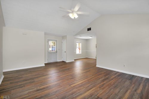 106 Meadow View Dr, Jackson GA  30233-2908 exterior