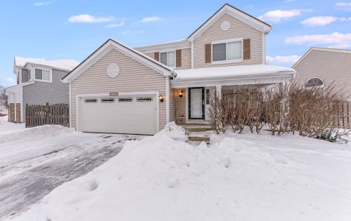 2128 Periwinkle Ln, Naperville, IL 60540-9223