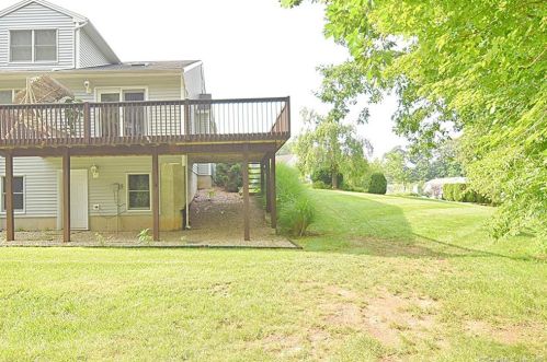 927 Sweetheart Path, Southington CT  06489-3492 exterior