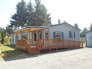 6033 185th Ave, Gate, WA 98579-8777