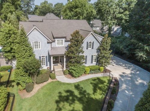 4000 Arden Way, Atlanta GA  30342-3948 exterior