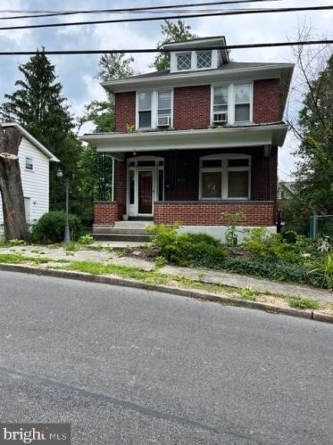 529 Avirett Ave, Cumberland, MD 21502-3310
