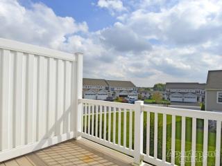 218 Wheatstone Ln, Lebanon PA  17042-7670 exterior