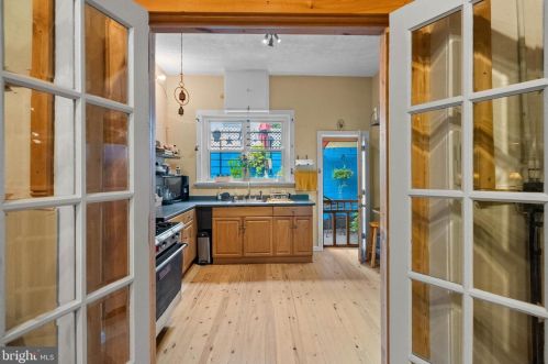 1226 8th St, Philadelphia PA  19147-5130 exterior