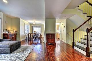 3309 Honolulu Ave, Glendale, CA 91214-3386