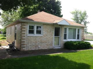 10 Eberhart St, Wilton Center, IL 60442-9702