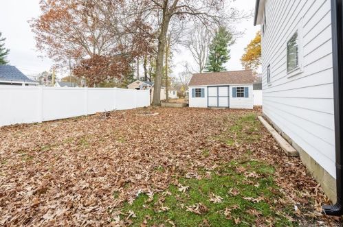 171 Torringford St, Torrington CT  06790-4129 exterior