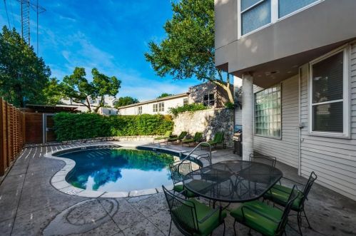 4241 Buena Vista St, Dallas TX  75205-4402 exterior