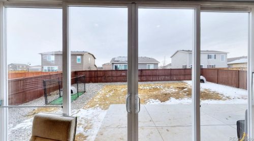 166 Kewaunee Way, Aurora CO 80016-4327 exterior