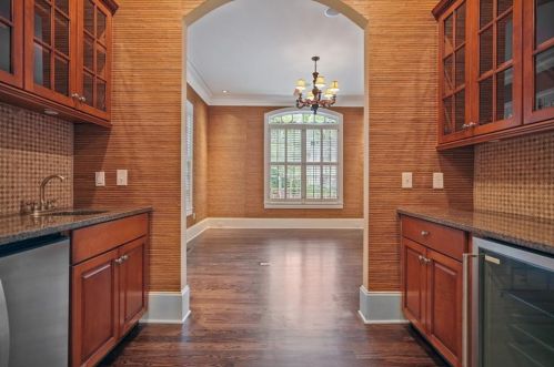 144 Beverly Rd, Atlanta GA  30309-2656 exterior