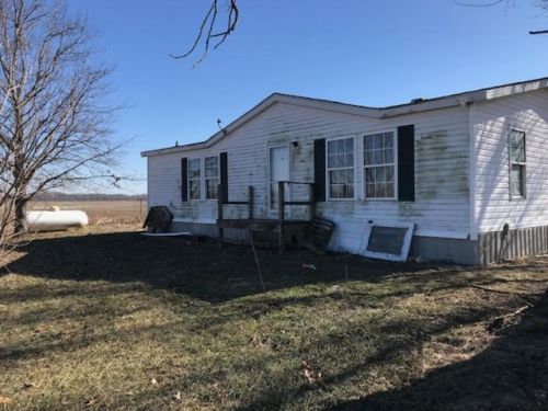 3927 1975th St, Hunt, IL 62480-2501