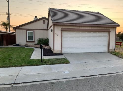 2470 Dartmouth Rd, San Bernardino, CA 92408-4104