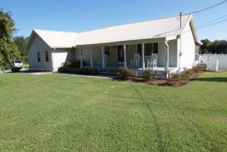 558 Bonds Rd, Chickamauga, GA 30707-3905