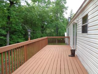 2271 Sunlight Rd, Ellijay, GA 30540-6722