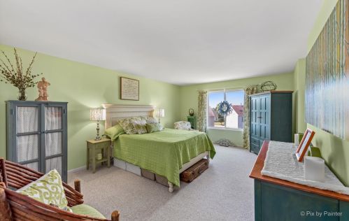 439 Westport Dr, Pingree Grove IL  60140-9172 exterior