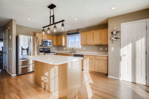 16171 Phillips Dr, Englewood CO 80112-4603 exterior