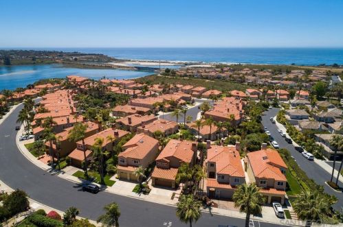 7521 Navigator Cir, Carlsbad, CA 92011-5405