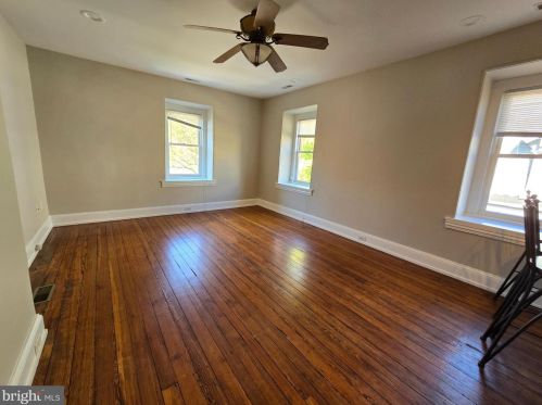 3609 Hamilton St, Philadelphia, PA 19104-2327