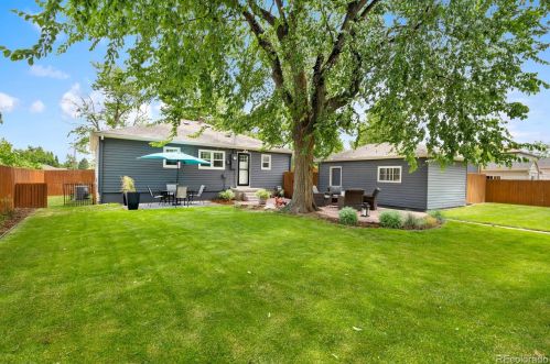 4853 Fox St, Englewood CO 80110-1445 exterior