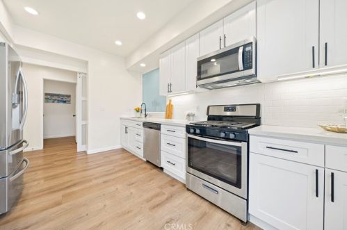 1906 Timberwood, Irvine CA  92620-0286 exterior