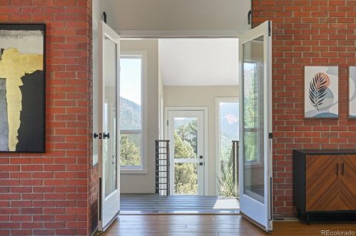 395 Cougar Dr, Boulder CO  80302-9521 exterior