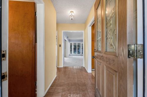 6632 Noble Ave, Van Nuys, CA 91405-4532