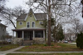 713 Buell Ave, Joliet IL  60435-6906 exterior