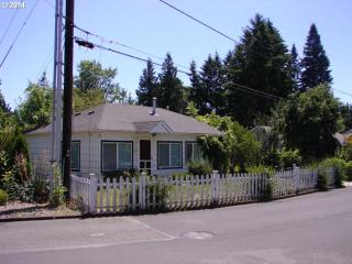 730 Dale Ave, Portland, OR 97229-5829
