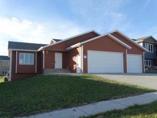 5506 Normandy St, Bismarck, ND 58503-5639